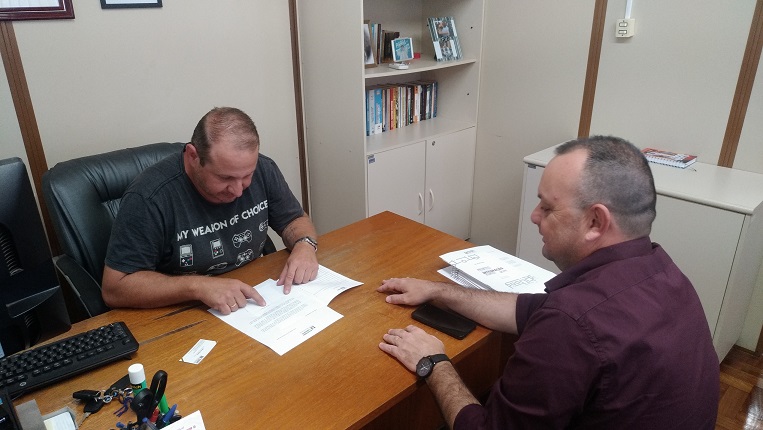 28/02/2020 - Cristiano Coller recebe visita do assessor do deputado estadual Sebastião Melo