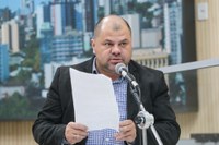 28/05/2020 - Recolhimento de entulhos na rua Campo Bom é solicitado pelo vereador Fernando Lourenço