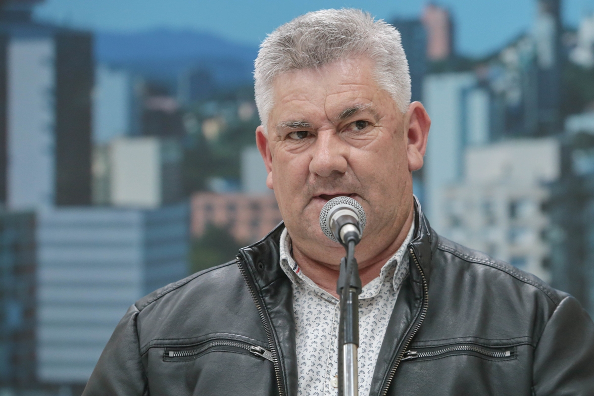 28/08/2019 - Nor Boeno solicita estudo de viabilidade para colocação de redutor de velocidade em Canudos