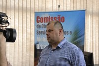 28/11/2019 - Fernando Lourenço requisita capina e limpeza na avenida Victor Hugo Kunz