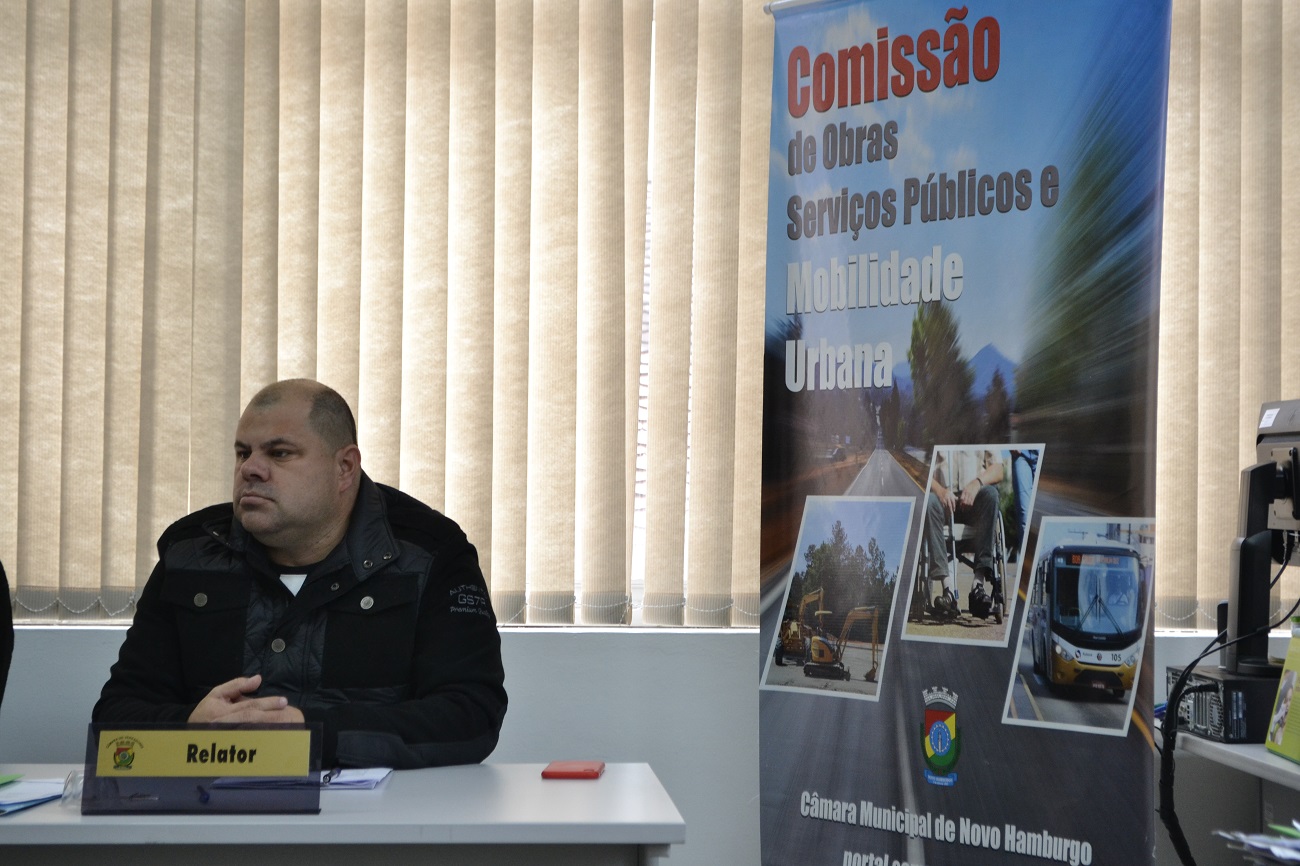 30/07/2019 - Fernando Lourenço pede hidrojateamento na rua Otávio Antônio Darros