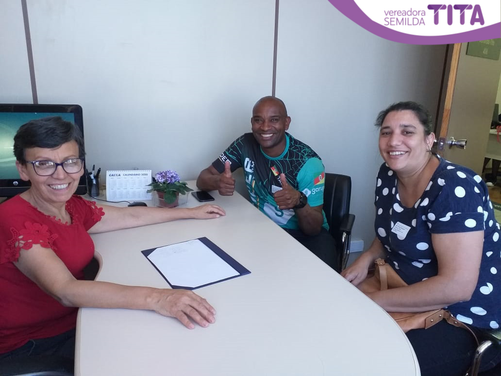 30/09/2019 - Tita recebe em seu gabinete o atleta Paulo Cesar Ferreira