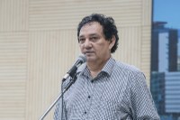 30/10/2019 - Vereador Inspetor Luz solicita remoção de fios de iluminação caídos na rua Visconde de São Leopoldo