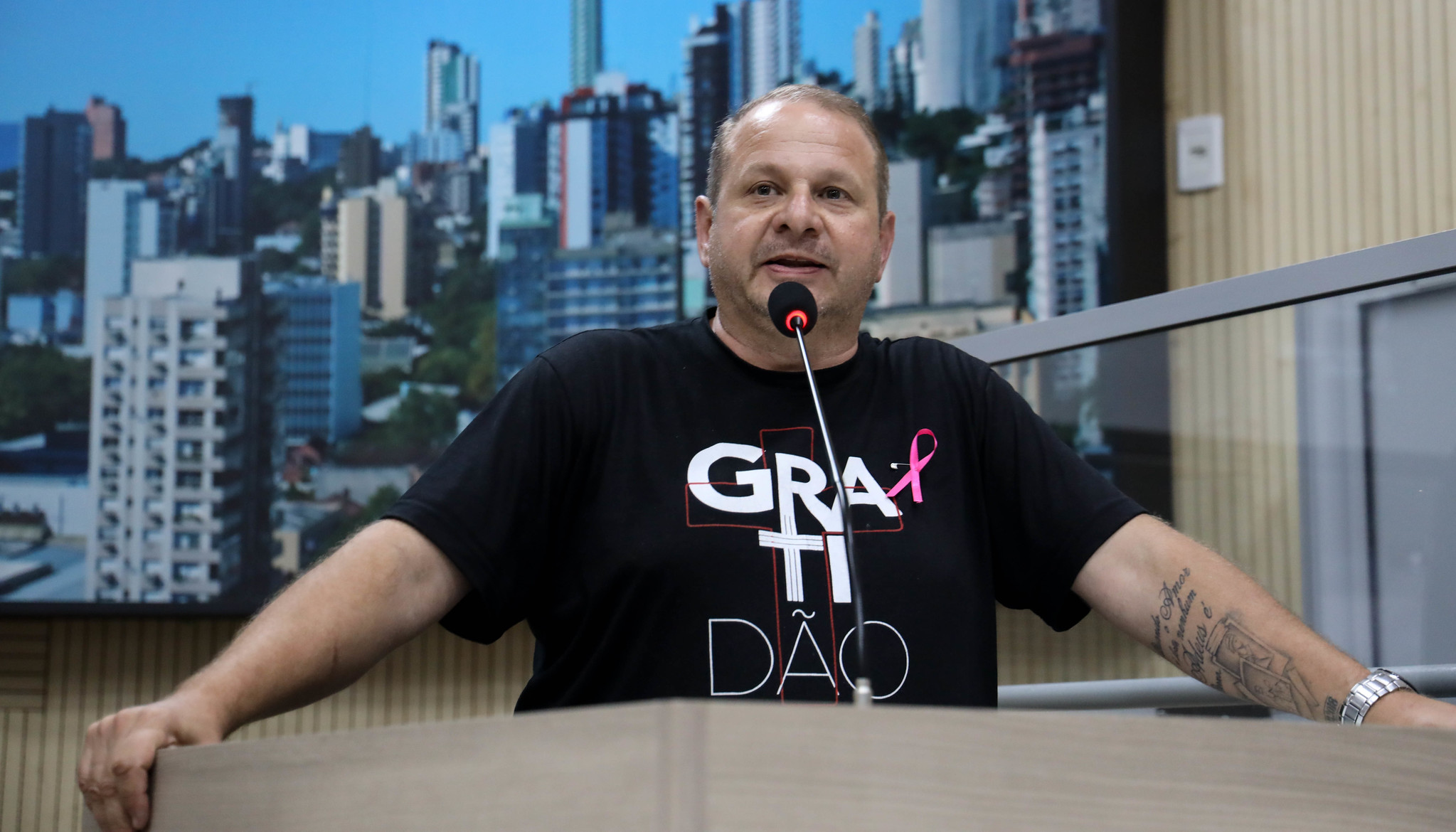 24/10/2023 - Cristiano Coller propõe projeto que cria vale-livro para estudantes e profissionais da educação