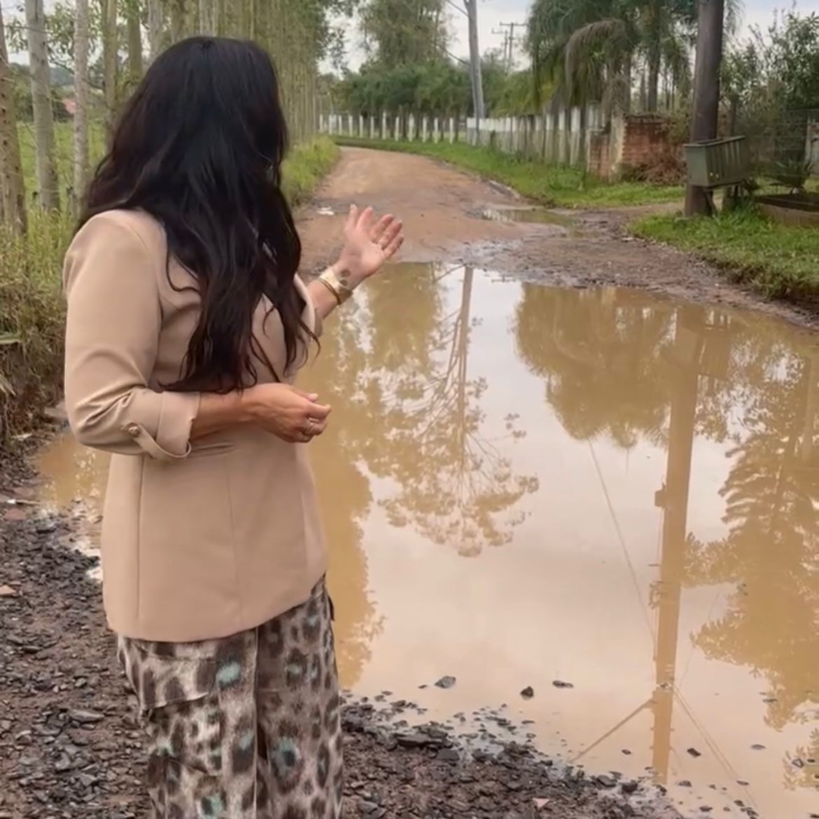 16/09/2025 - Deza Guerreiro cobra providências sobre estrada de Lomba Grande 