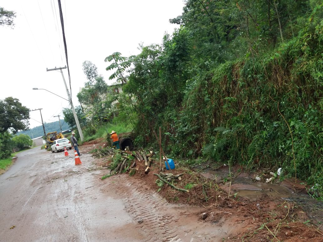 21/03/2018 - Pedido do vereador Gabriel Chassot é atendido no bairro São José