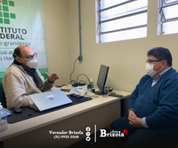 24/05/2022 - Vereador Brizola debate qualificação profissional com diretor do IFSul Novo Hamburgo 