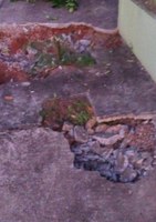 26/09/2018 - Vereador Nor Boeno solicita conserto de infiltração em calçada 